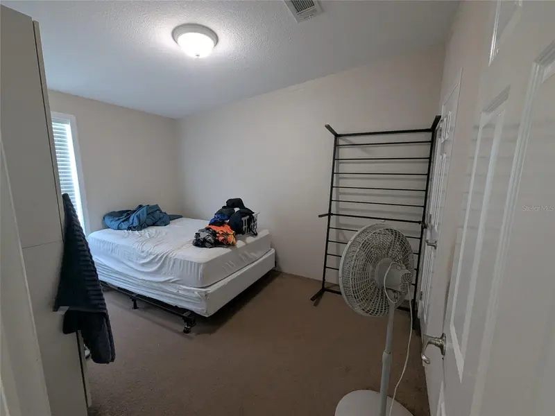 Thumbnail 32