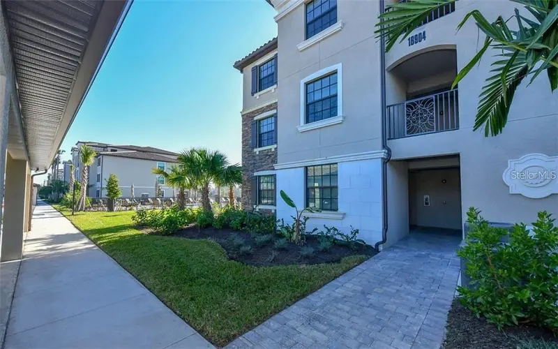 16904 VARDON TERRACE #201, LAKEWOOD RANCH