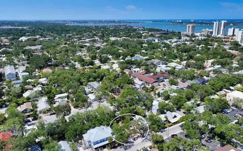 1930 ADAMS LANE, SARASOTA