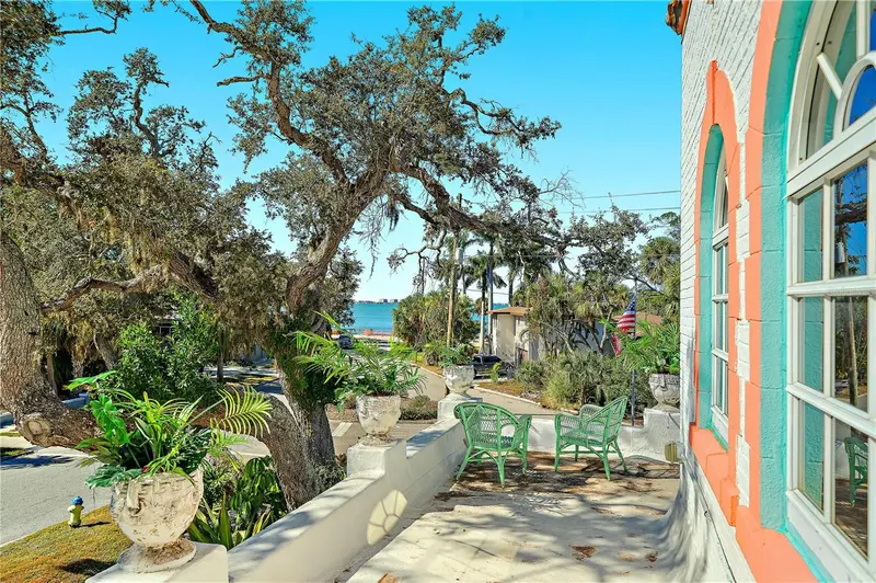 Thumbnail 16