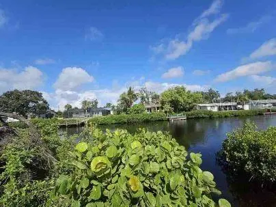 COLONIAL BAY DRIVE, NOKOMIS