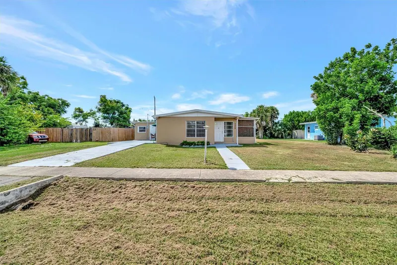 7959 HYDE PARK AVENUE, NORTH PORT