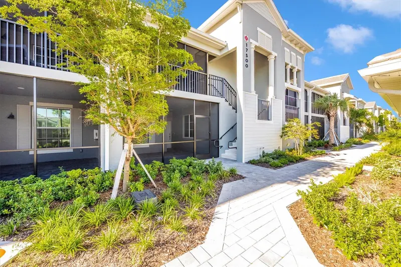 17500 OPAL SAND DRIVE #204, VENICE