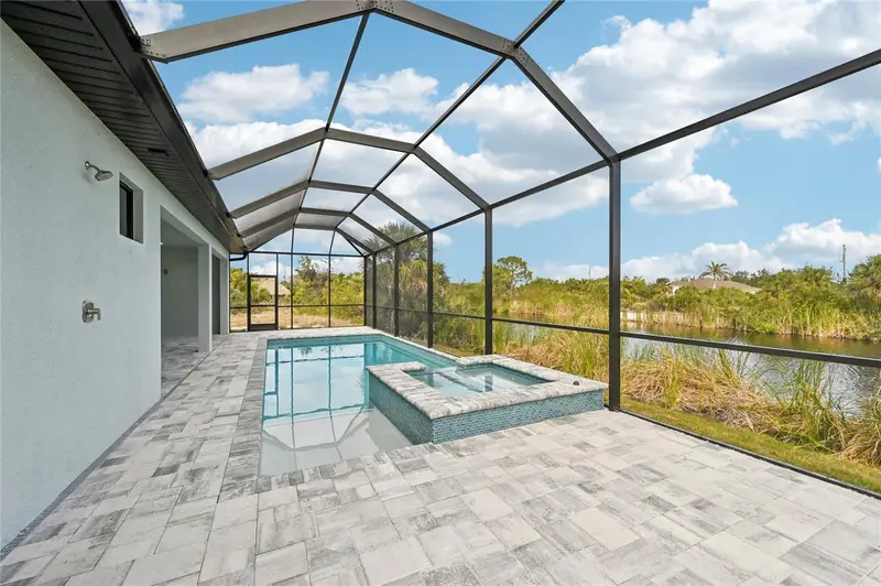 9516 PRESIDENT CIRCLE, PORT CHARLOTTE, photo 2 of 64