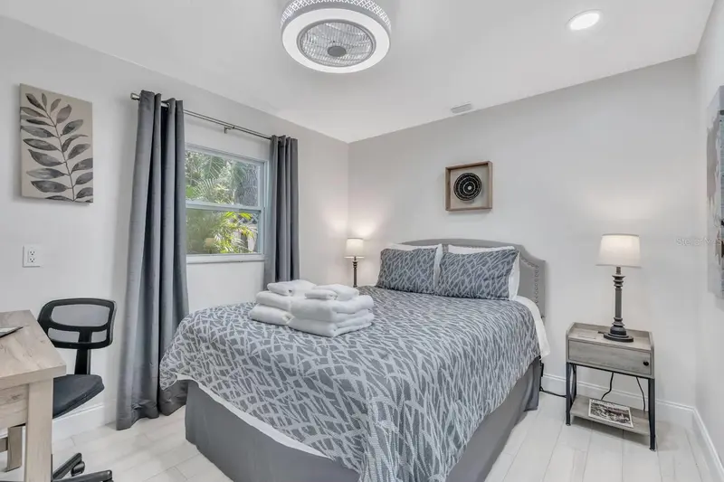 1317 COCOANUT STREET #B, SARASOTA, photo 3 of 36
