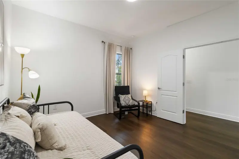 Thumbnail 27
