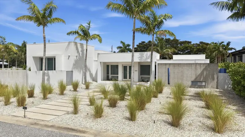 1354 WESTWAY DRIVE, SARASOTA, photo 3 of 72