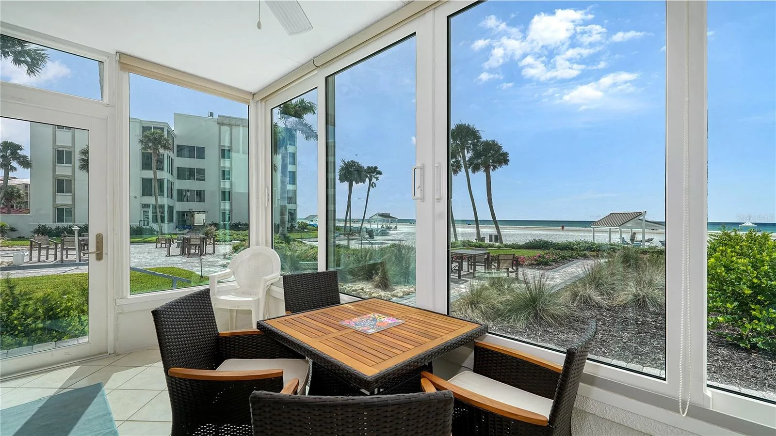 Full direct view of Siesta Key Beach and Gulf