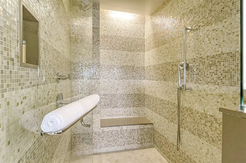 Thumbnail 23