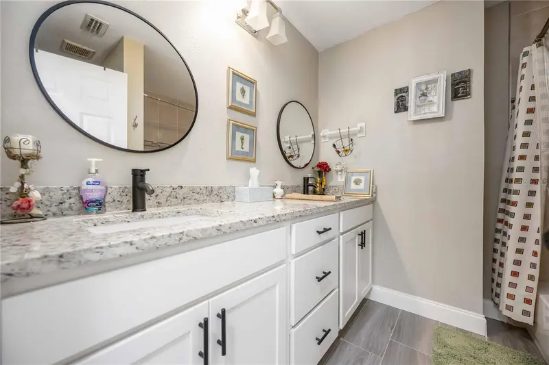 4413 MCKIBBEN DRIVE, NORTH PORT, photo 4 of 56