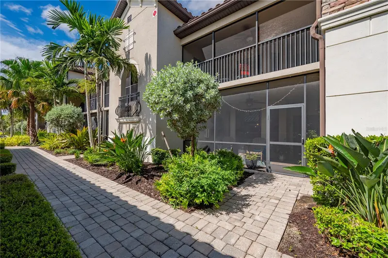 5517 PALMER CIRCLE #106, BRADENTON