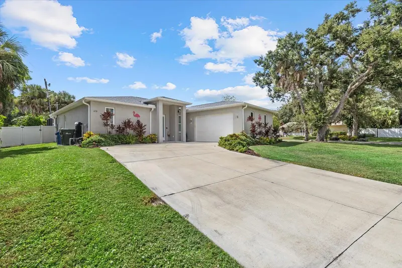 279 AVALON ROAD, VENICE