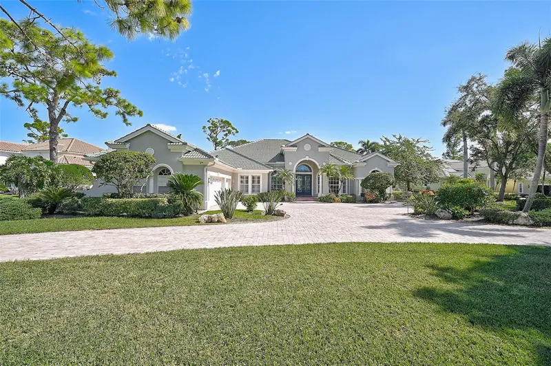 538 DOVE POINTE DRIVE, OSPREY