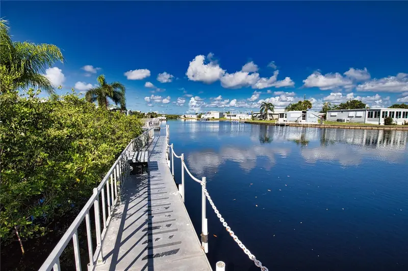 Thumbnail 43