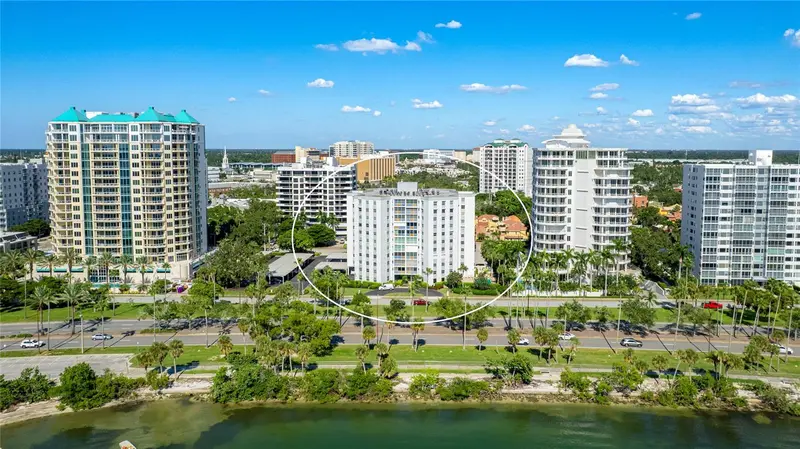 435 GULFSTREAM AVENUE #1004, SARASOTA