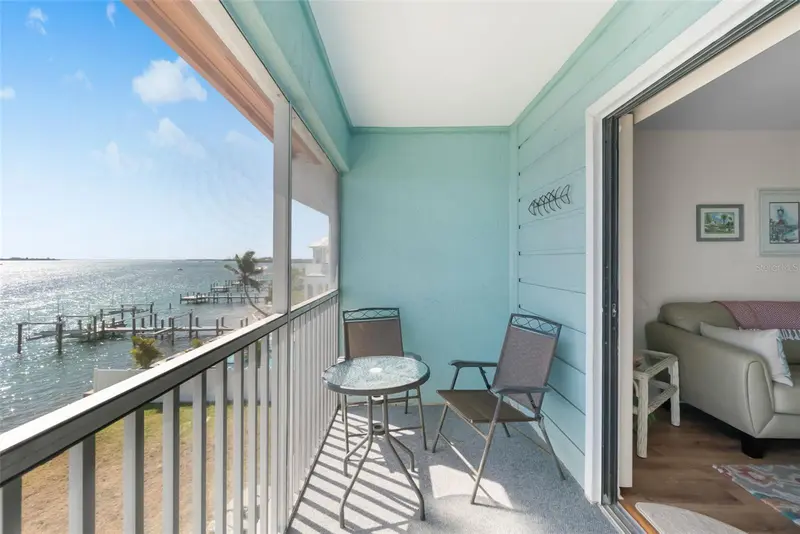 Thumbnail 27