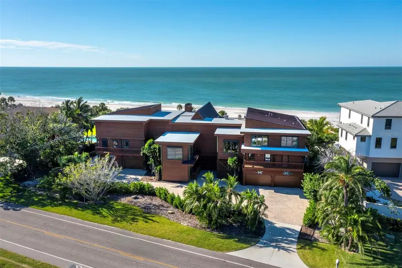6685 GULF OF MEXICO DRIVE, LONGBOAT KEY