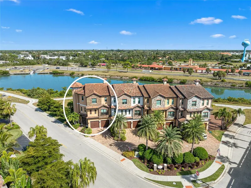 205 VENICE AVENUE, VENICE