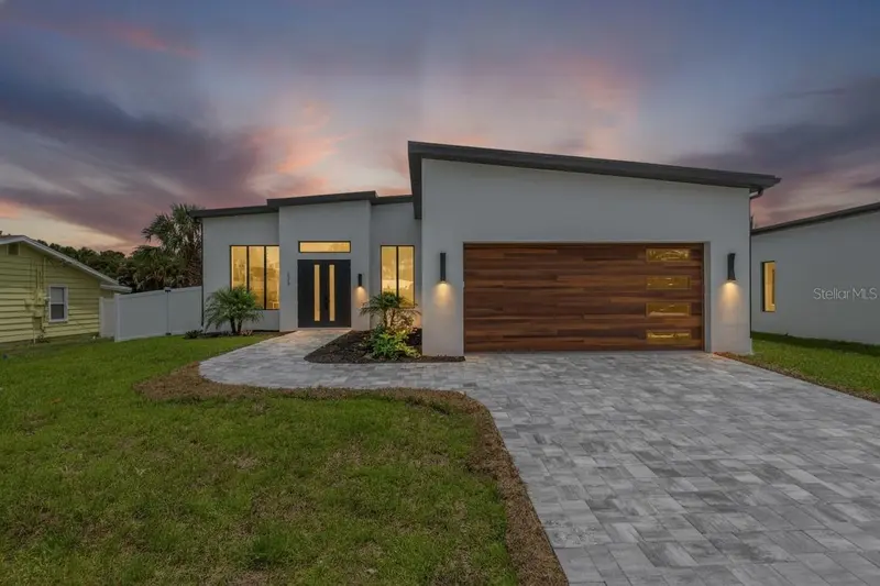 2069 HIBISCUS STREET, SARASOTA