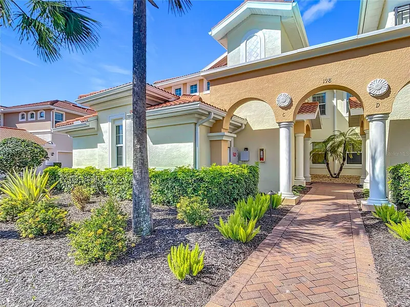 198 BELLA VISTA TERRACE #C, NORTH VENICE