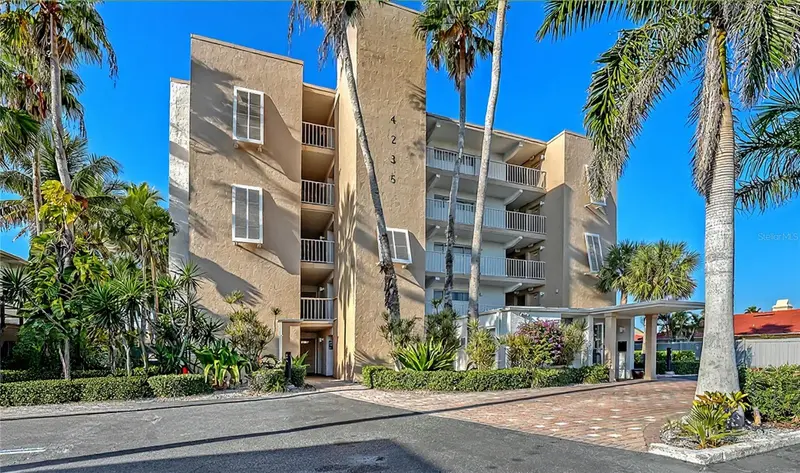 4235 GULF OF MEXICO DRIVE #T101, LONGBOAT KEY, photo 3 of 30