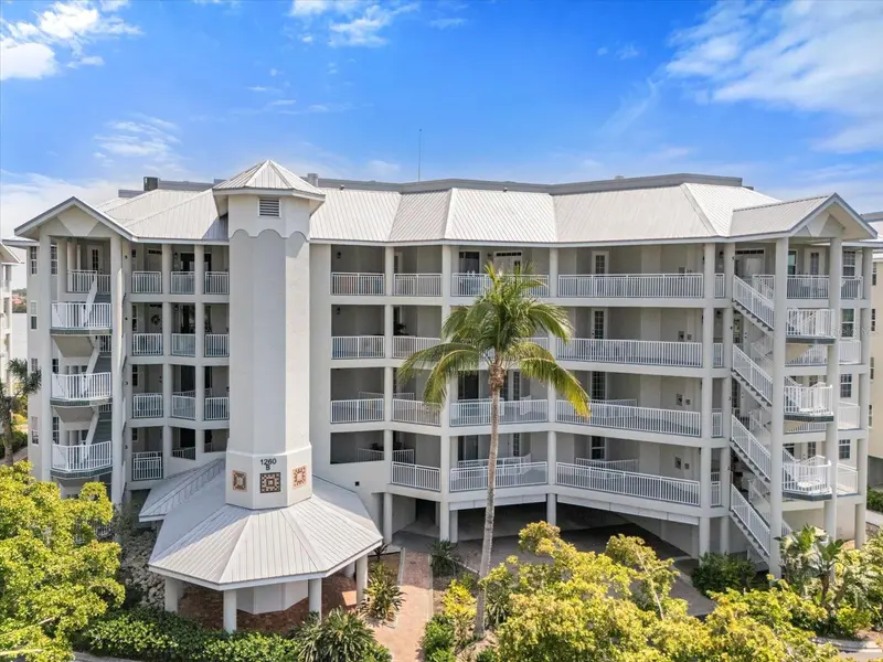 1260 DOLPHIN BAY WAY #404, SARASOTA