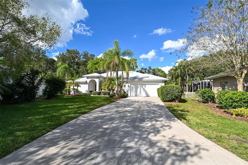 3866 SURREY COURT, SARASOTA