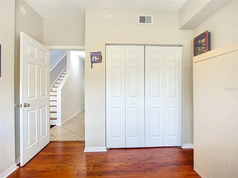 Thumbnail 21