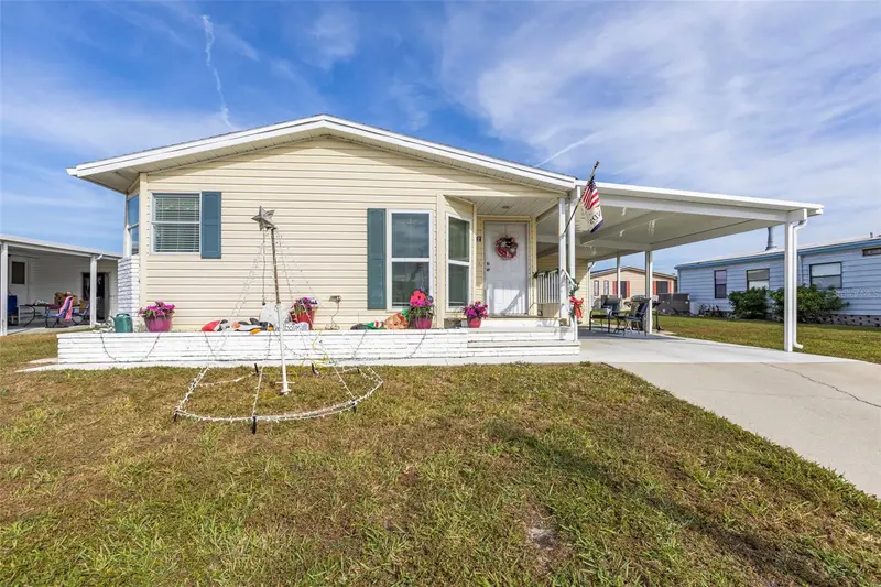 512 LA PLAYA CIRCLE, NORTH PORT