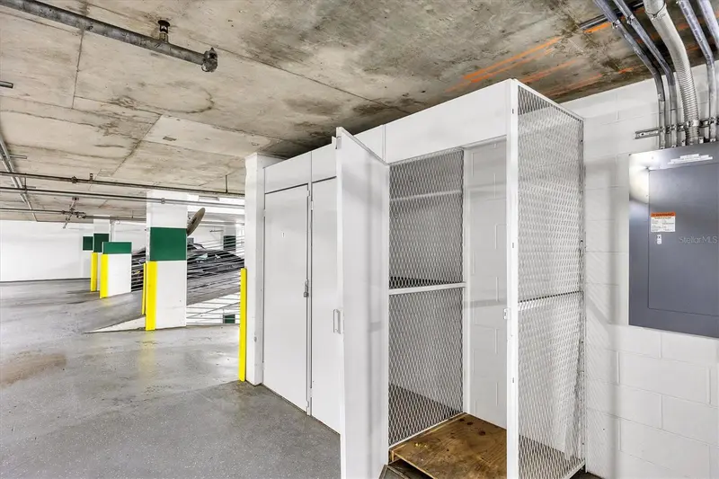 Thumbnail 82