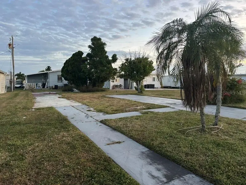 539 FLEETWOOD STREET, NORTH PORT
