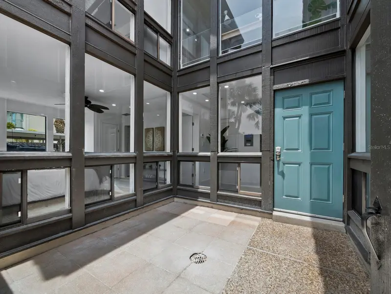 800 BLVD OF THE PRESIDENTS #19, SARASOTA