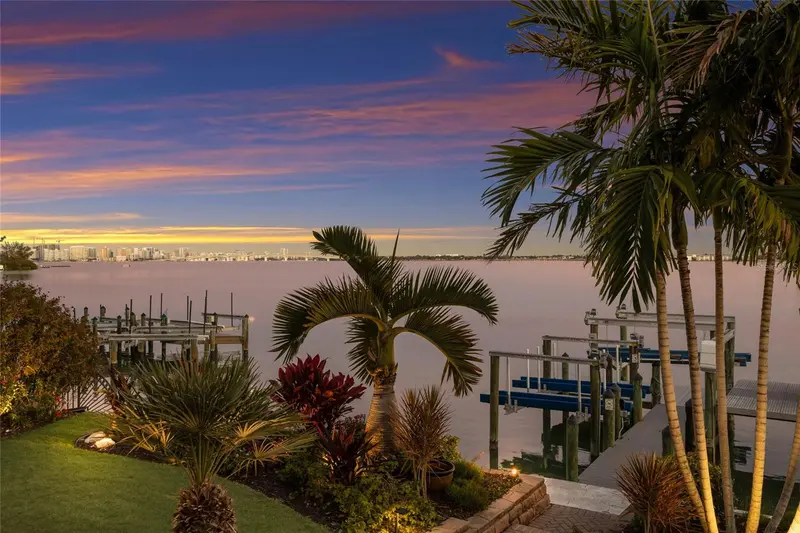 1418 JOHN RINGLING PARKWAY, SARASOTA, photo 4 of 64
