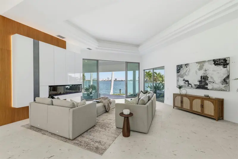 259 ROBIN DRIVE, SARASOTA, photo 5 of 64