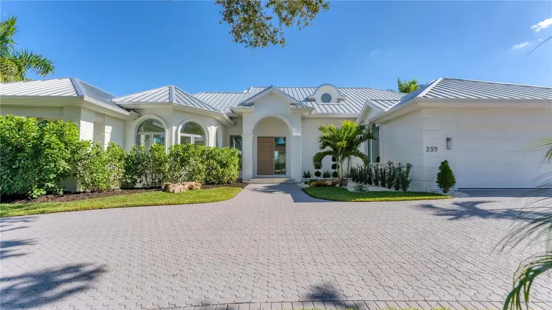 259 ROBIN DRIVE, SARASOTA, photo 2 of 64