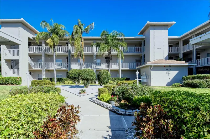 9620 CLUB SOUTH CIRCLE #5101, SARASOTA