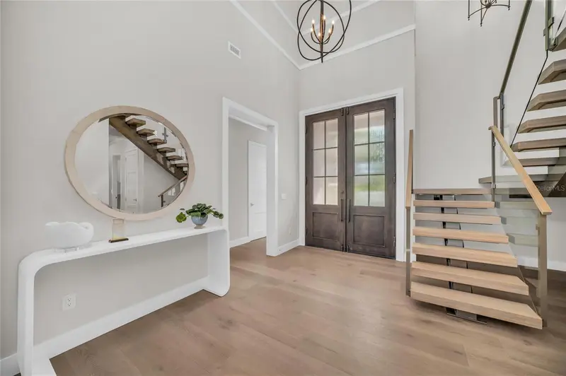 1516 ORANGE AVENUE, SARASOTA, photo 5 of 92