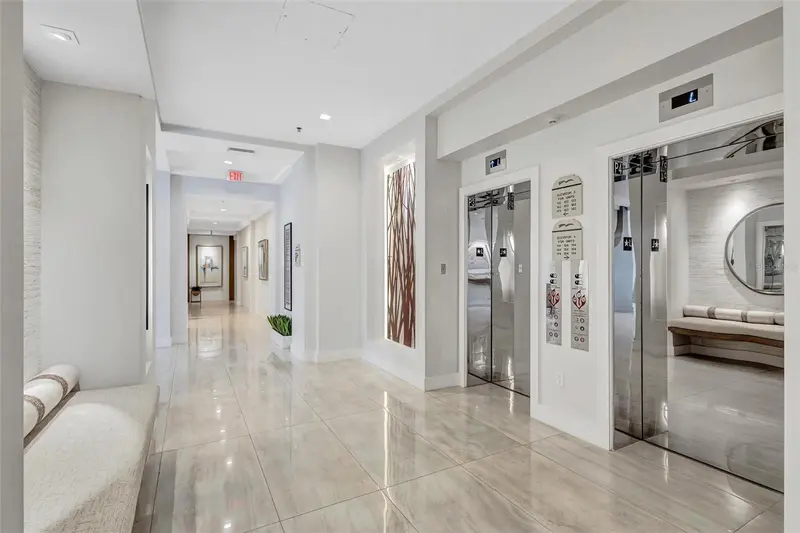 Thumbnail 52