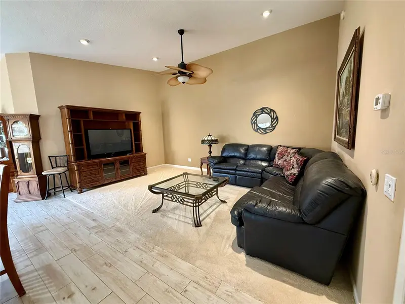 Thumbnail 63