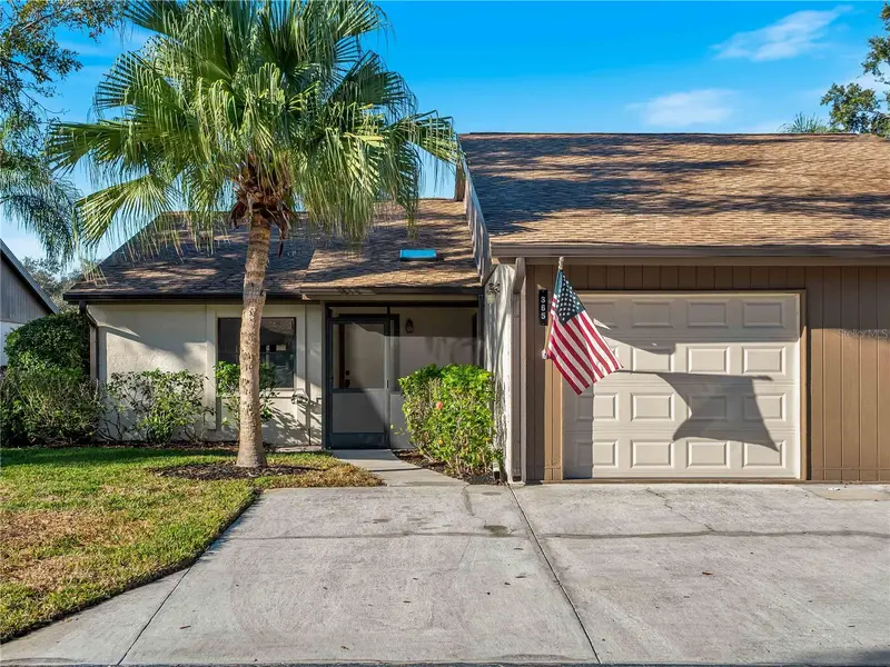 365 OAK HILL WAY #32, SARASOTA