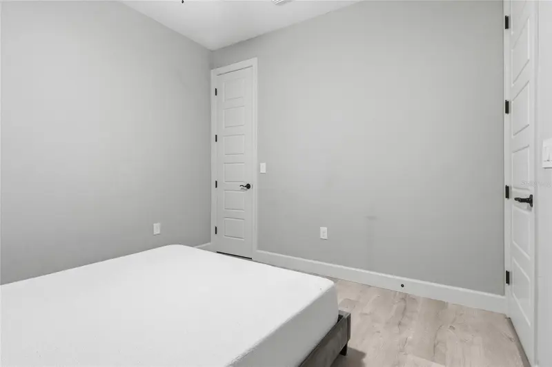Thumbnail 31