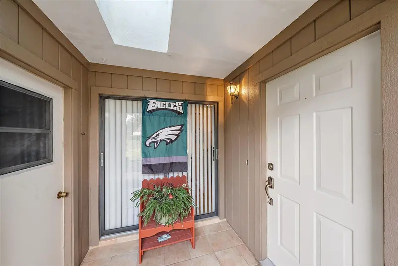 4735 OAK HILL DRIVE #8, SARASOTA, photo 4 of 33
