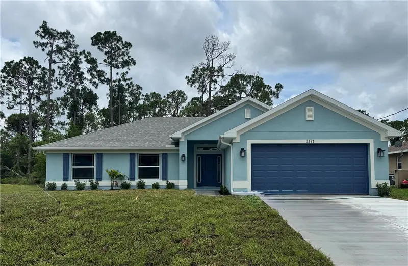 8267 EGGELSTOM AVENUE, NORTH PORT