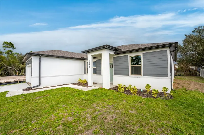 4398 PONCE DE LEON BOULEVARD, NORTH PORT, photo 3 of 95