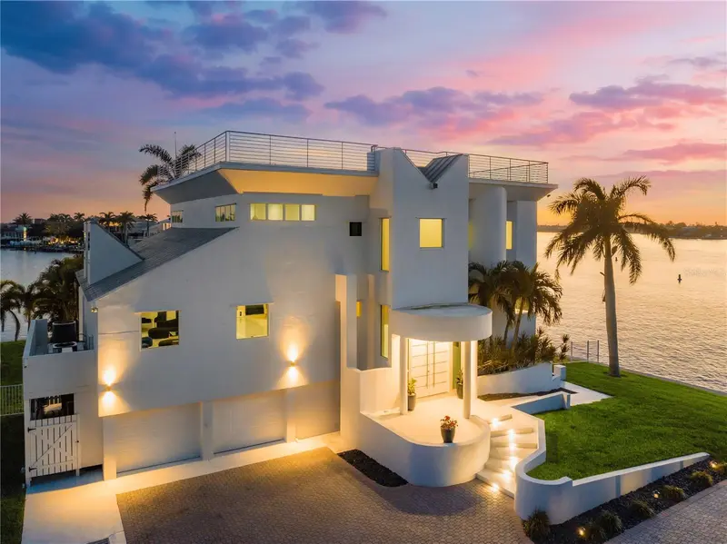 1400 SIESTA DRIVE, SARASOTA, photo 2 of 62