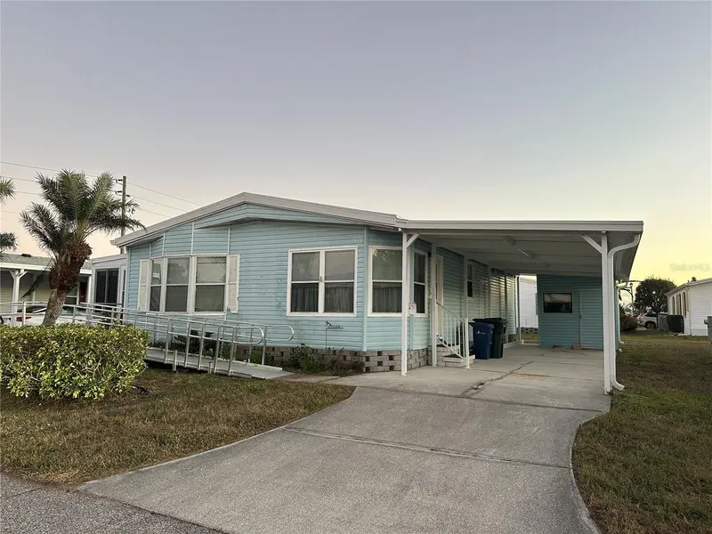 449 LANDSEDGE DRIVE, NORTH PORT