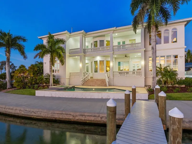 1500 CARIBBEAN DRIVE, SARASOTA, photo 2 of 67