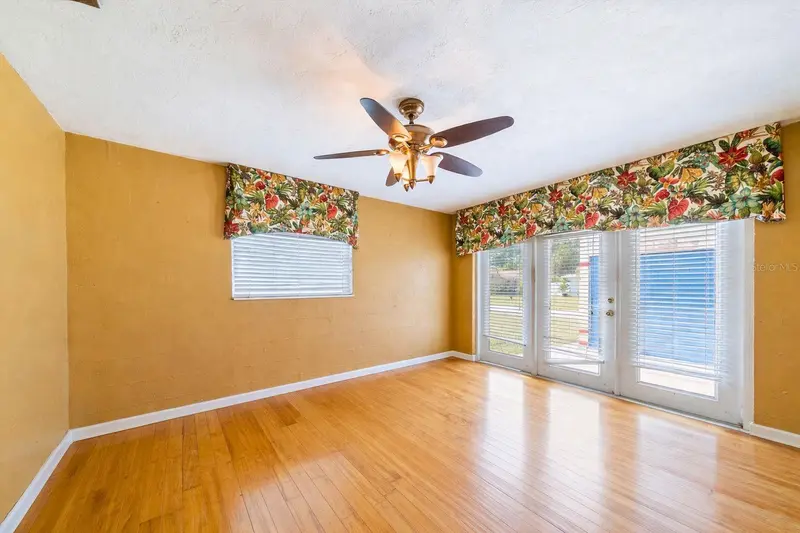 Thumbnail 18