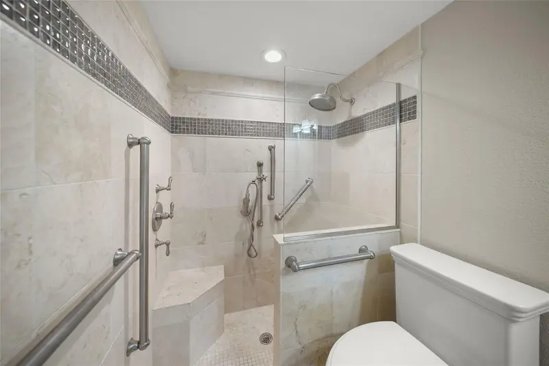 Thumbnail 26
