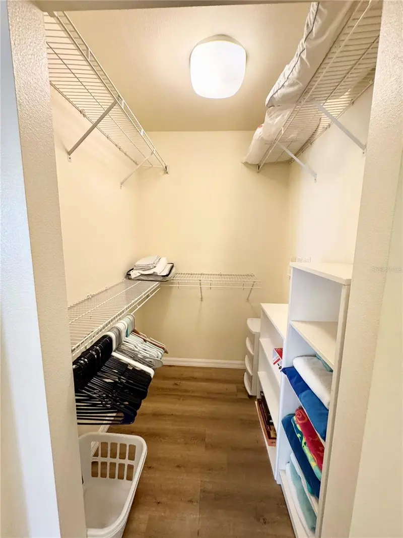 Thumbnail 36